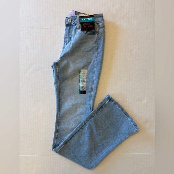 No Boundaries Mid Rise Boot Cut jeans size 1 NWT - Picture 7 of 7